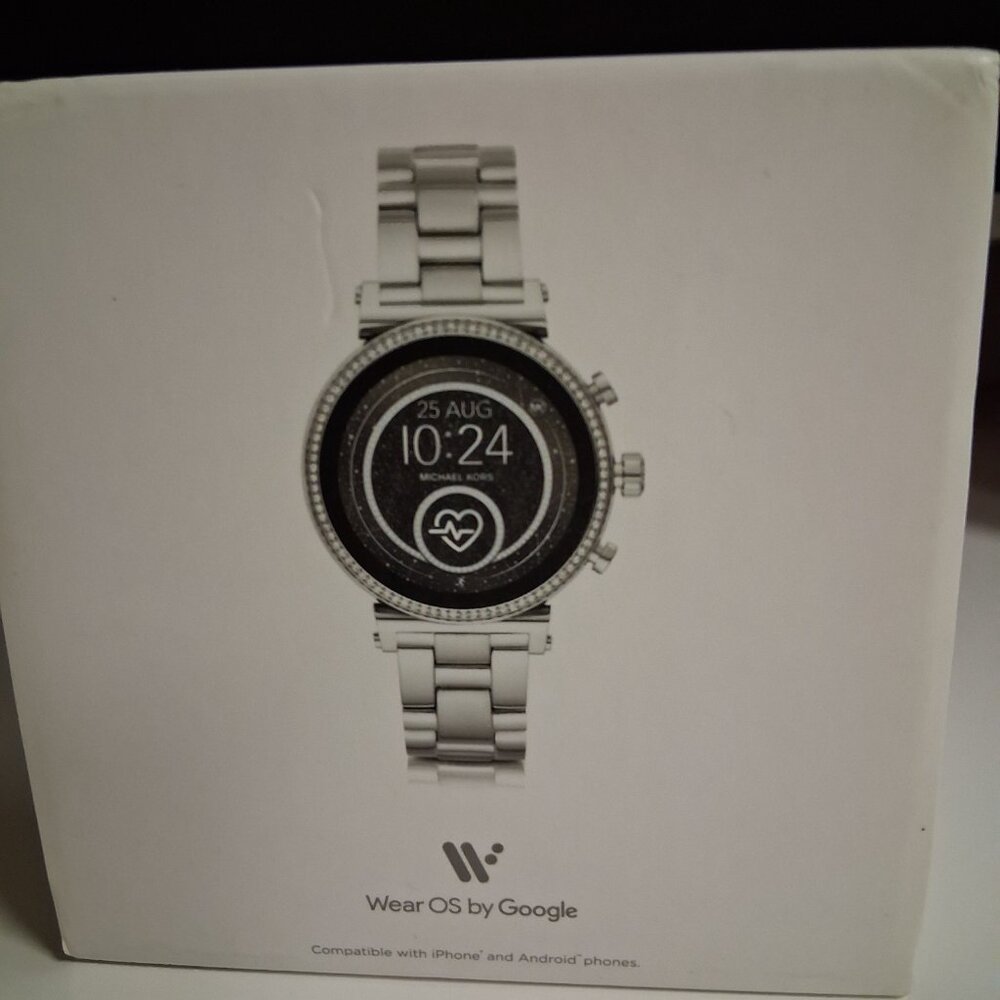 Michael Kors Access Women’s Sofie Heart Rate Touch-Screen Smartwatch MKT5061 - Picture 8 of 9